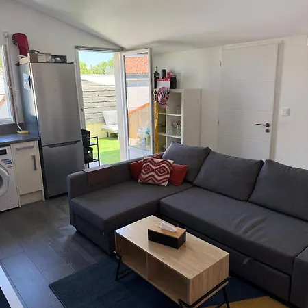 Διαμέρισμα Hortense, 2 Rooms, Wi-fi, Bright Terrace *